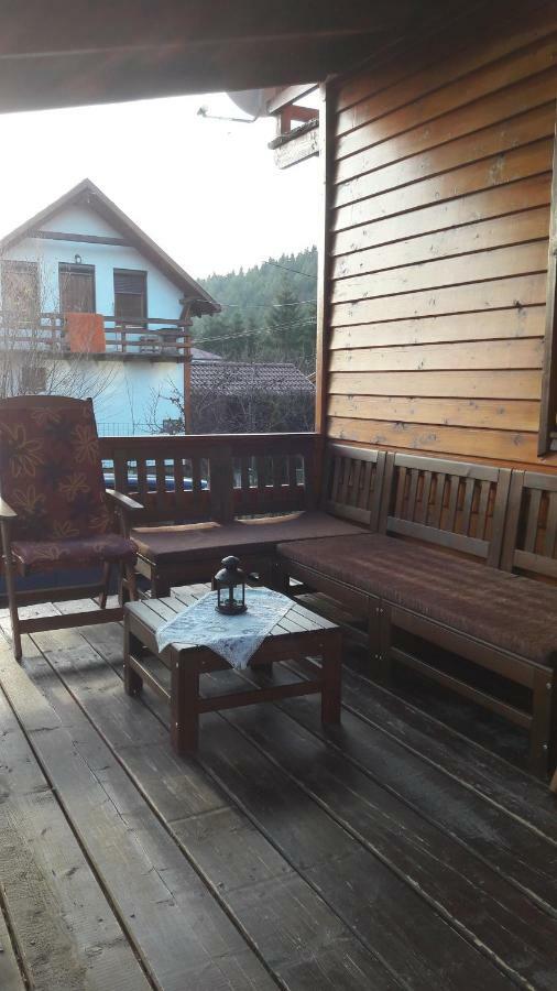 Hunor-Magor Vendégház Izvoare  Extérieur photo