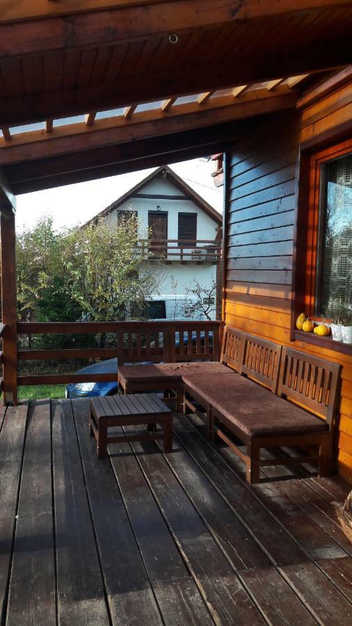 Hunor-Magor Vendégház Izvoare  Extérieur photo